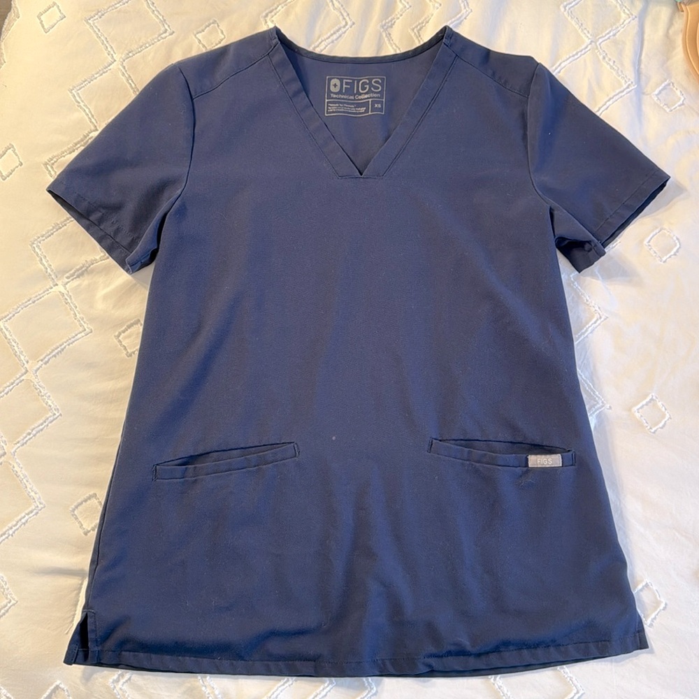 Figs two pocket Scrub Top- Navy